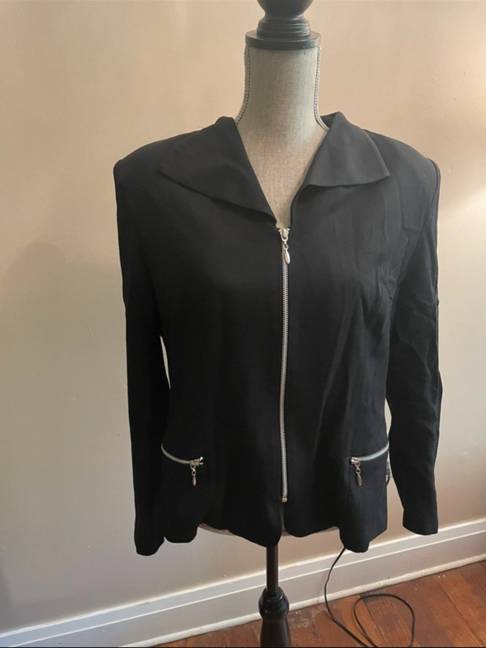 Dani Max by Lissnyder Black Zip Front Blazer Jacket Silver Hardware Size 18 Tall
